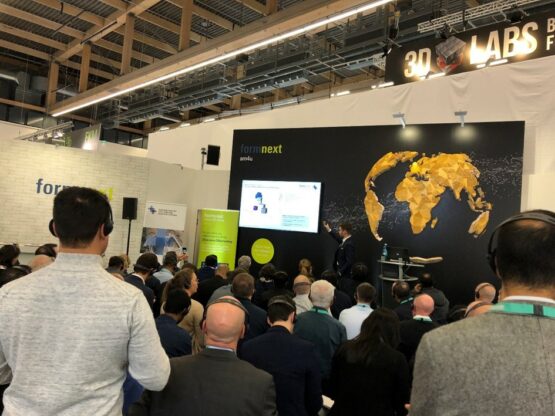 additive manufacturing specialist presenting the Discover3dprinting seminar series t Formnext 2019